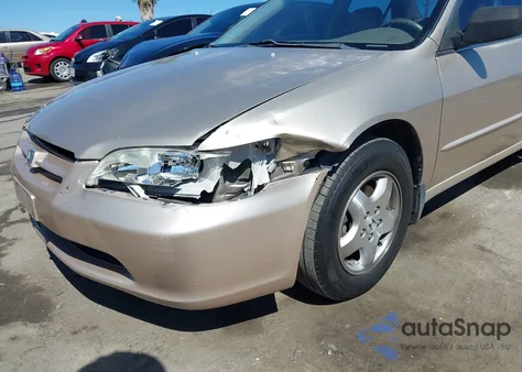 2000 Honda Accord 3.0 Ex из США, поврежденный, VIN 1HGCG1656YA093907